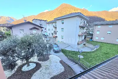 Villa in vendita, Via F. Petrarca, Sarezzo