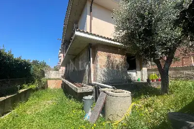 Villa in vendita, via capizzone, Roma