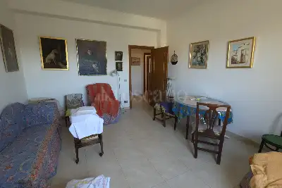 Casa in vendita, Via Costantino, Roma