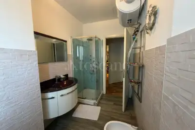 Casa in vendita, Via Pessano, Milano