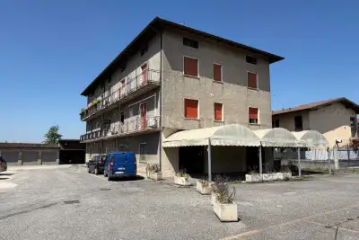 Negozio in vendita, Via Guglielmo Ghislandi, Roncadelle