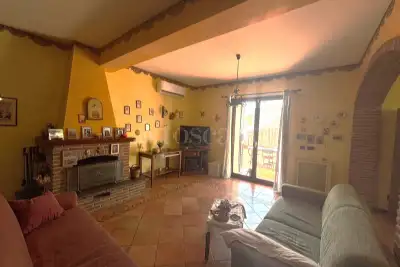 Villa in vendita, Via Indipendenza, Mascalucia