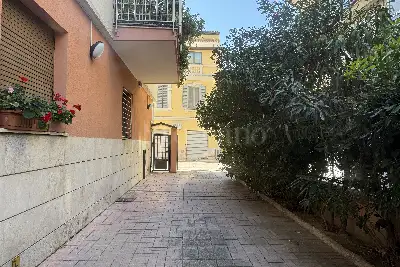 Casa in vendita, Via Umbria, Pescara