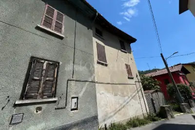 Casa Indipendente in vendita, Via Capolino, Lecco