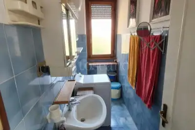 Casa in vendita, Via Giampiero Combi, Roma