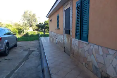 Villa in vendita, Via Salerno, Palermo