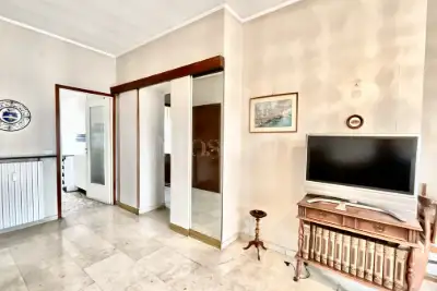Casa in vendita, Via Giovanni Cagliero, Milano