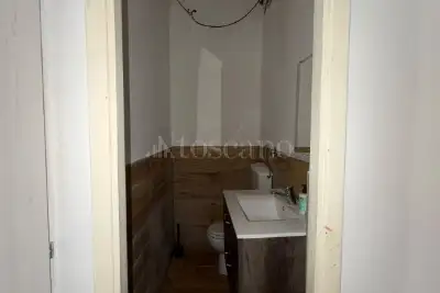 Store for rent, Via Tuscolana, Roma