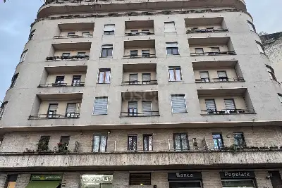 Casa in vendita, Via Solari, Milano