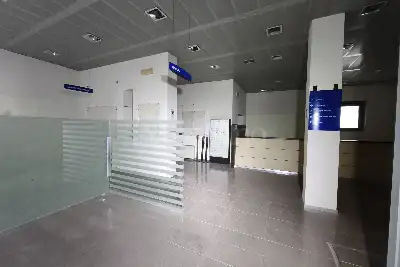 Negozio in vendita, Piazza Giovanni Paolo II , San Vito dei Normanni