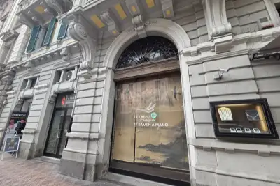 Negozio in vendita, Via Roma, Cagliari