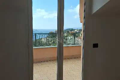 Casa in vendita, Via Firenze, Celle Ligure