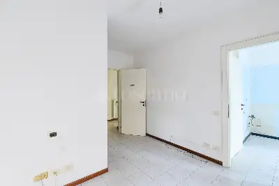 Casa in vendita, Via Adua, Erba