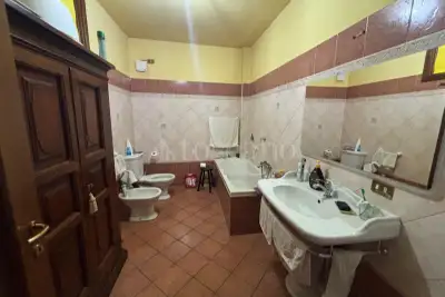 Casa in vendita, Via San Pietro, Buscate