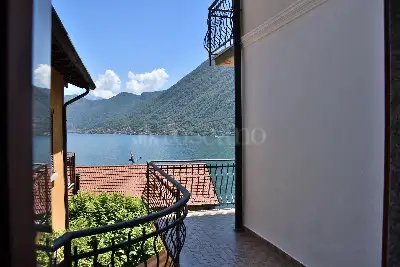 Casa Indipendente in vendita, Via Schignano, Argegno