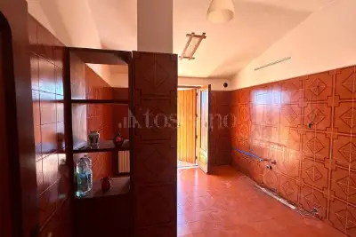 House for sale, Via Maugeri, Valverde