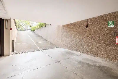 Box in vendita, Via Maroncelli 10, Monza