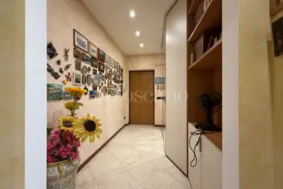 Casa in vendita, Via dei Tulipani, Milano