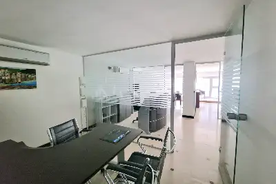 Negozio in vendita, Via Mariano Stabile, Palermo