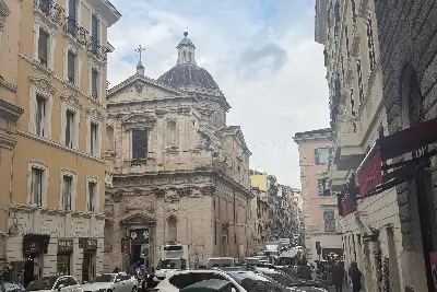 Casa in vendita, Via Cavour, Roma
