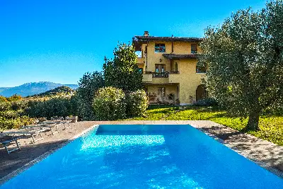 Villa in vendita, Viale Rimembranza, Manerba del Garda