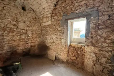 Casa Indipendente in vendita, Via Alfonso Pomes, Ostuni