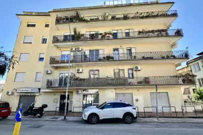 Casa in vendita, Via Enrico Caruso, Caserta