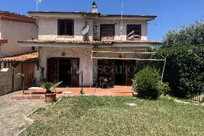 Villa in vendita, Via Cesare Pascucci, Roma