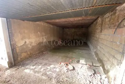 Box in vendita, Via Gabriele Paleotti, Roma