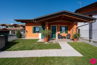 Villino a Schiera in vendita, Via Burtolo, Azzano Decimo