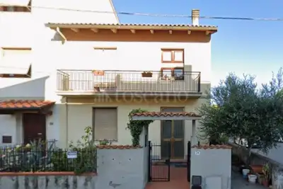 Villino a Schiera in vendita, Via Lunga di Cafaggio, Prato