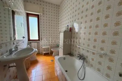 Villa in vendita, Stalettì, Stalettì