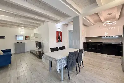 Casa in vendita, Via Goldoni, Peschiera del Garda