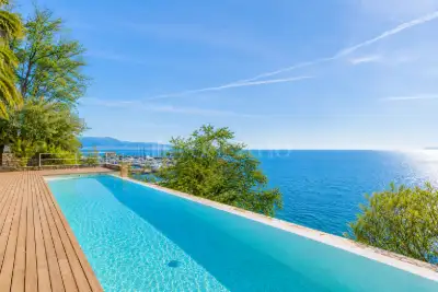 Villa in vendita, Via T. Tasso, Manerba del Garda