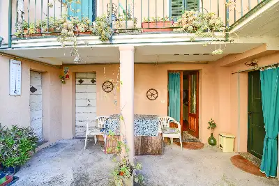 Casa Indipendente in vendita, Via Roma, Carate Urio