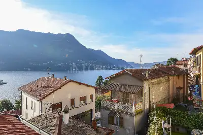 Casa Indipendente in vendita, Via Roma, Carate Urio