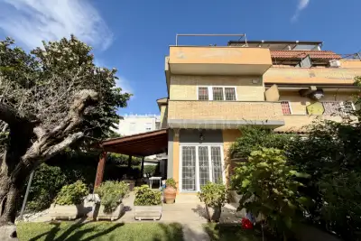 Villa Plurifamiliare in vendita, Viale Stella Polare, Anzio
