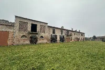 Villa Plurifamiliare in vendita, Via Ca' Nove 14-15, Ferrara