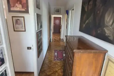 Casa in vendita, Via Giampiero Combi, Roma