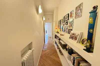 Casa in vendita, Via Galliera, Bologna