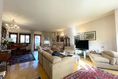 Villa Bifamiliare in vendita, Via Mario Lanza, Roma