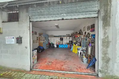 Box in vendita, Via Tuscolana, Roma