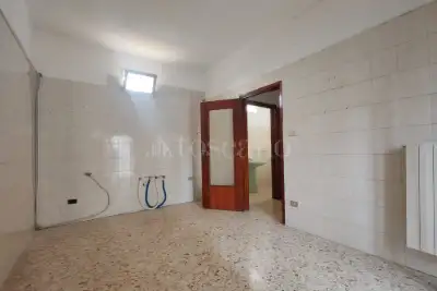 Casa in vendita, Via Vespasiano, Brindisi