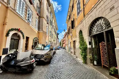 Casa in vendita, Via della Luce, Roma