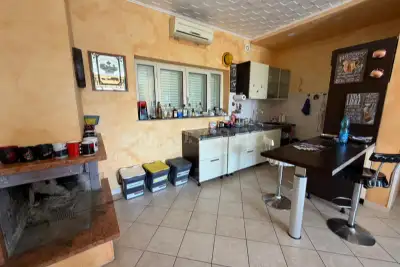 Capannone in vendita, Via Aldo Moro, Ladispoli