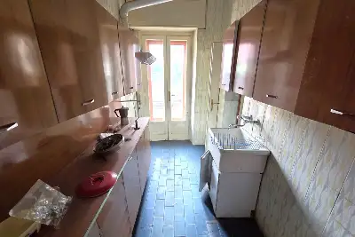 Palazzo in vendita, Via G. Parini, Erba