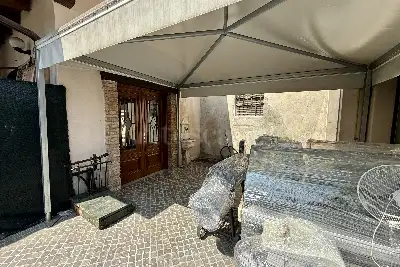 Casa Indipendente in vendita, Via della Volta, Brescia