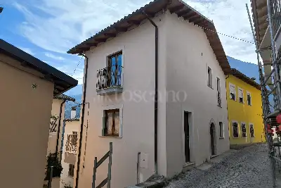 Casa Indipendente in vendita, Via Centrale, L'Aquila