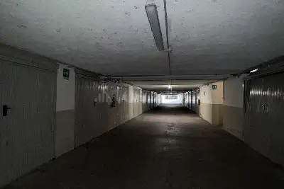 Casa in vendita, Via Salvatore Quasimodo, Como