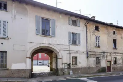 Casa in vendita, Via Montesordo, Cermenate